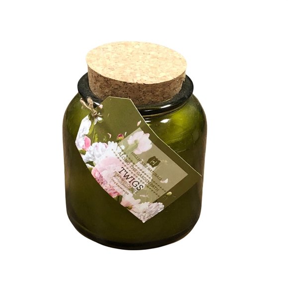 Twigs Hillhouse Naturals Perfumed candle - Picture 1 of 3